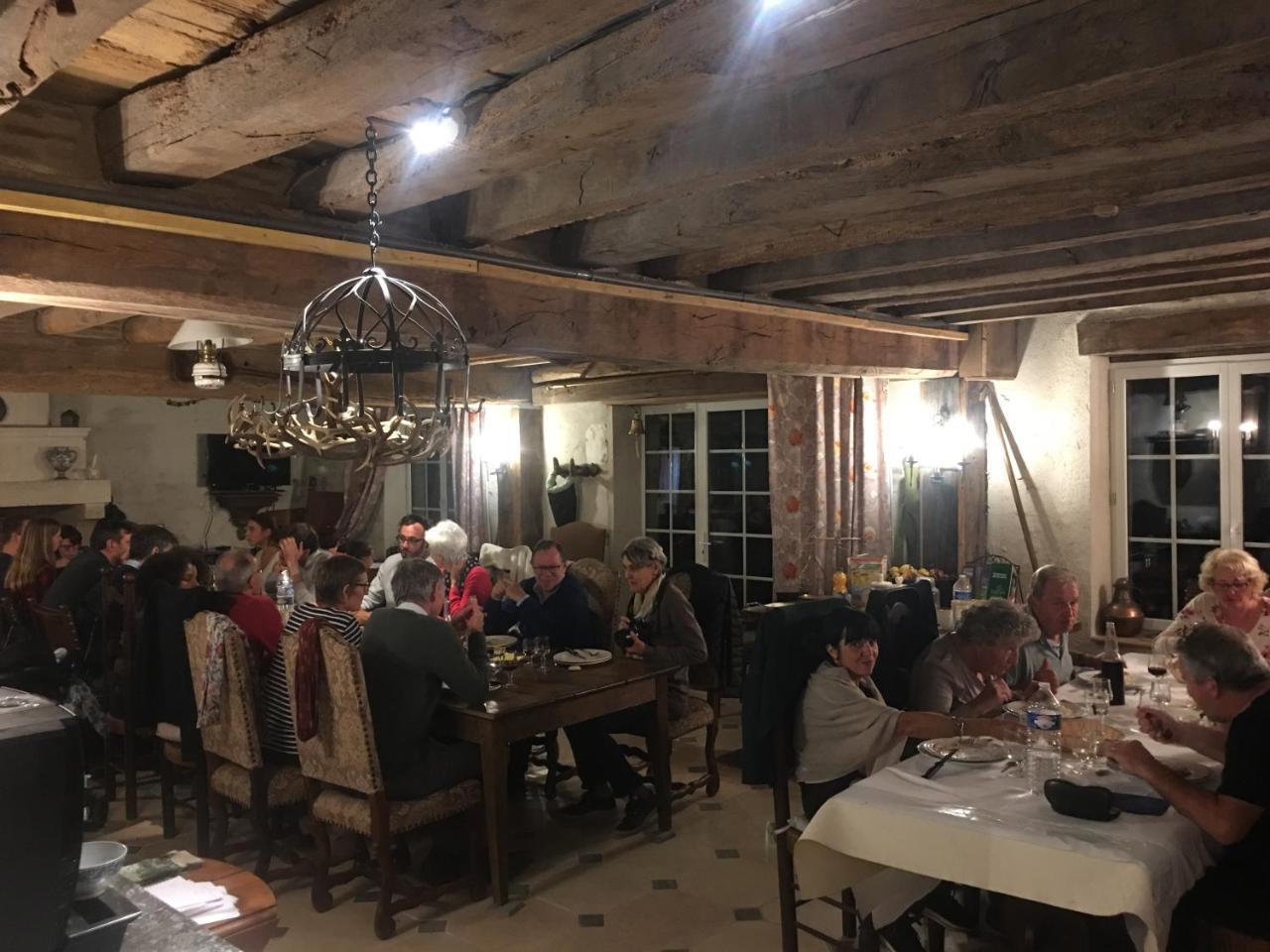 Maison d'hôtes Moulin du Bas Pesé Mont-près-Chambord Esterno foto